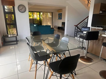 4 Bedroom Townhouse, Duplex