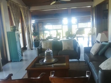 7 Bedroom House