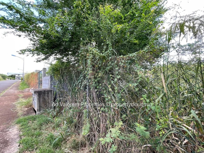 Land for sale in Albion