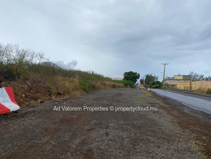 Land for sale in Bambous.