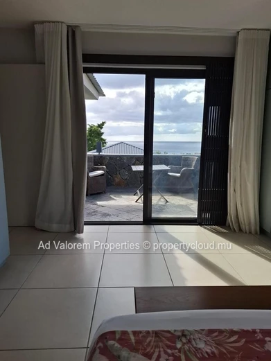 House for sale in Tamarin