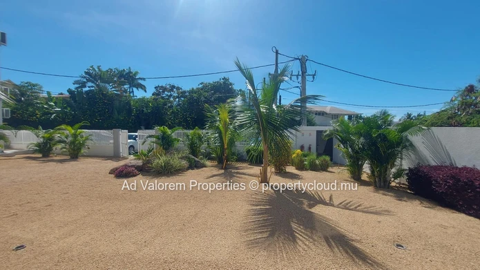Apartment for sale in Tamarin