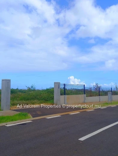 Land for sale- Cascavelle