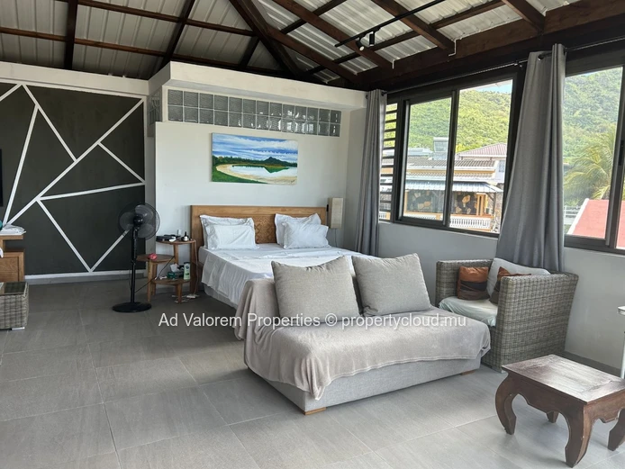 Fully Furnished Studio for Rent – La Gaulette