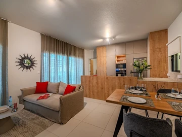 2 Bedroom Apartment
