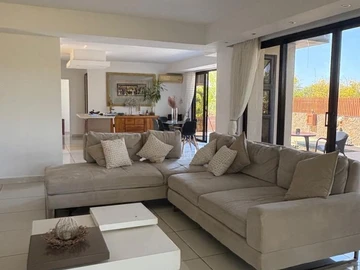 4 Bedroom Townhouse, Duplex