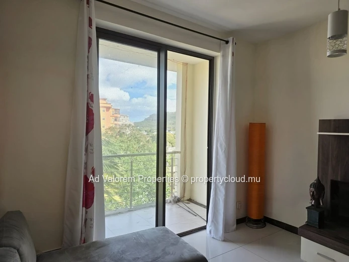 For Sale – Beautiful 2-Bedroom Apartment in Quatre Bornes