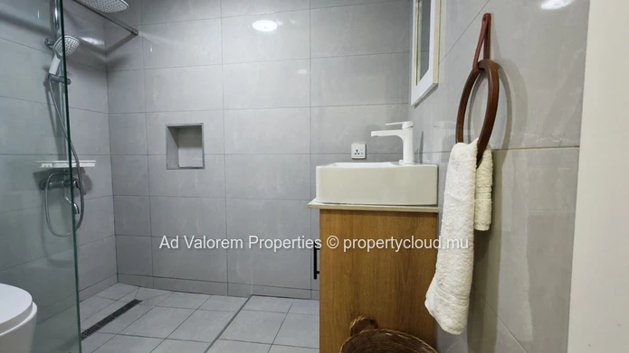 Apartment for Rent in Flic en Flac – 3 Minutes’ Walk to the Beach