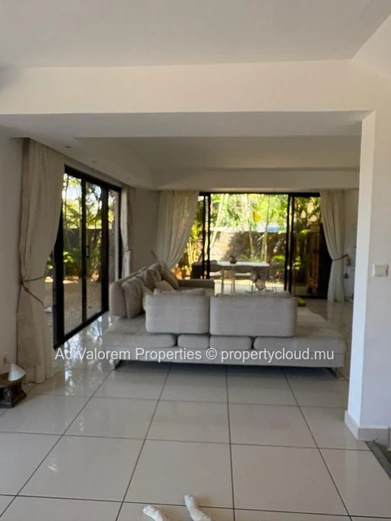 Duplex for sale in Black River 