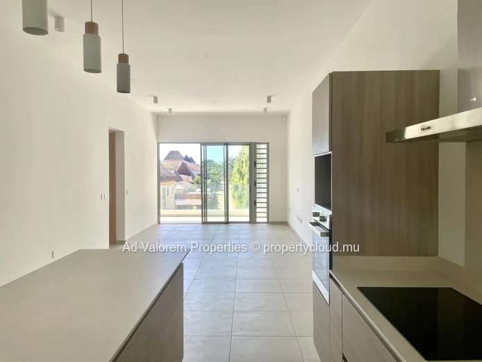 2-Bedroom Apartments – Resort-Style in Péreybère