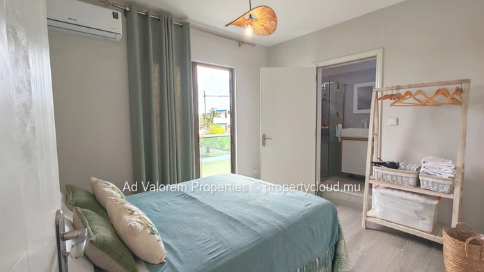 Apartment for Rent in Flic en Flac – 3 Minutes’ Walk to the Beach