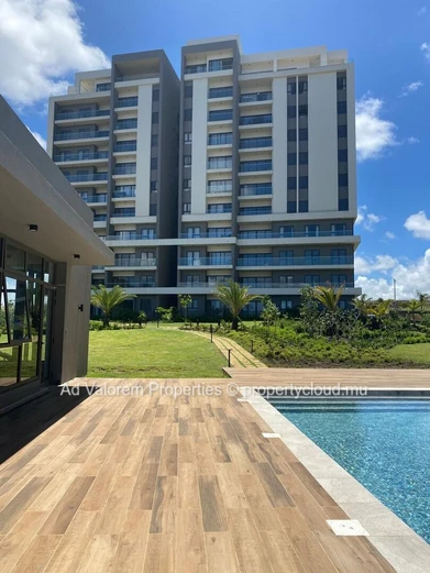 Luxurious Penthouse | 190 m2 | 3 Bedrooms | Verdant Garden, Moka 