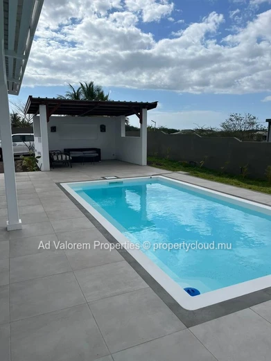 For Rent – Beautiful House in Rivière Noire