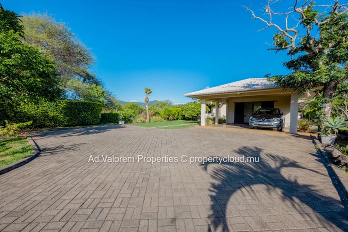 Beautiful house for rent in Les Salines Pilot