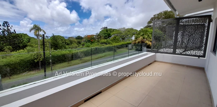 Elegant Duplex for sale in Floreal