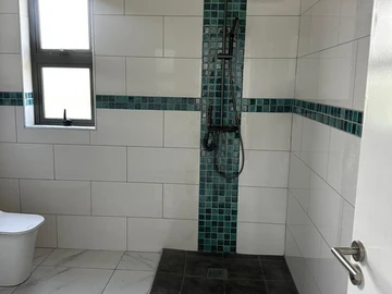 4 Bedroom Apartment
