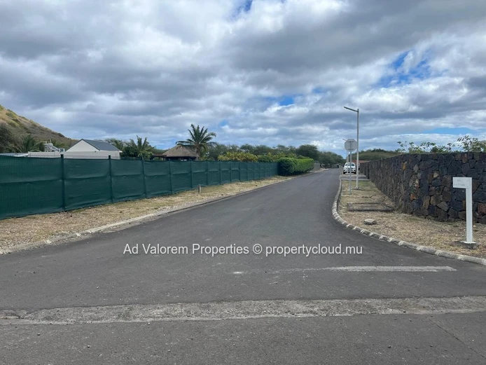 Land for sale in Tamarin (Sole Mandate)
