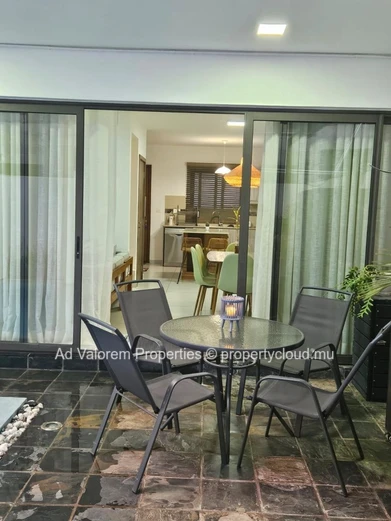 Duplex de 3 chambres à louer – Flic en Flac