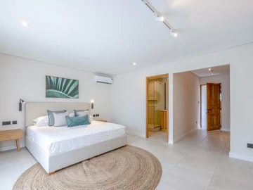 3 Bedroom Townhouse, Duplex