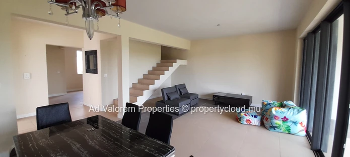 Elegant Duplex for sale in Floreal