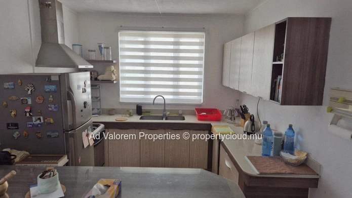 House for Sale in Candos – Ideal for a Multigenerational Family