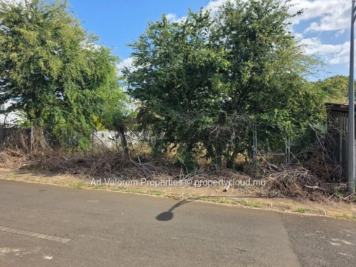Land for sale in Albion