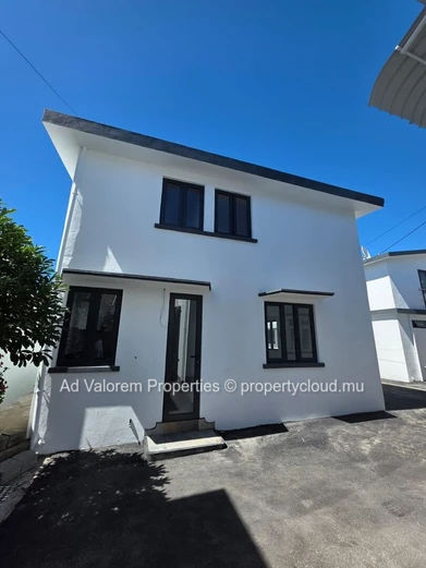 For Rent – Newly Renovated Unfurnished Duplex in Sodnac