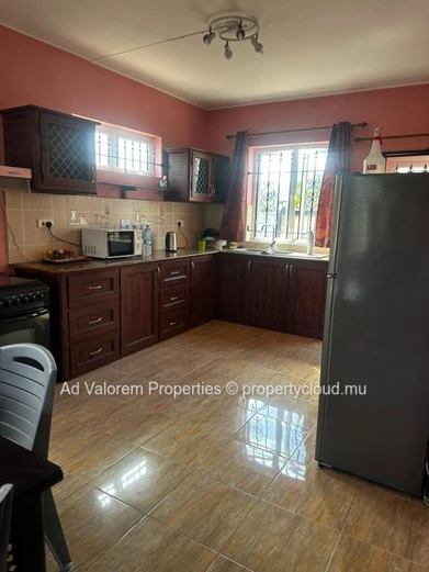 For Rent – Charming Family Home with Sea View in Flic en Flac