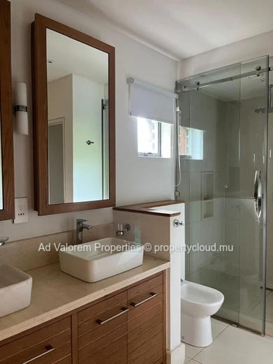 Exceptional corner apartment with private garden and heated swimming pool!