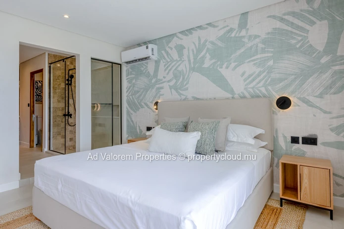 Exceptional Beachfront Duplex for Sale – Black River