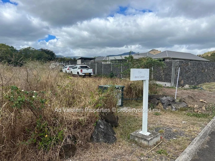 Land for sale in Tamarin (Sole Mandate)