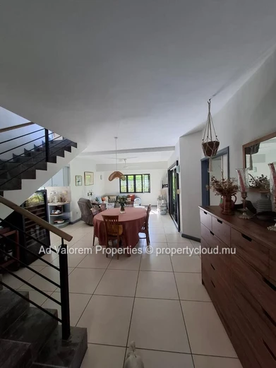 House for sale in Tamarin