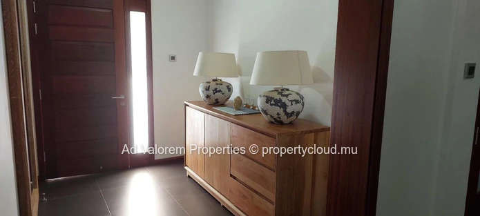 Beautiful house for sale in Tamarin