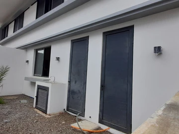 3 Bedroom Townhouse, Duplex