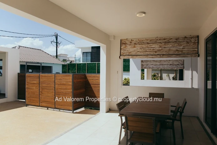 Brand-New Ground Floor Apartment with Private Pool