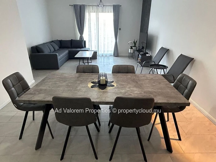 For rent spacious apartment in Flic en Flac