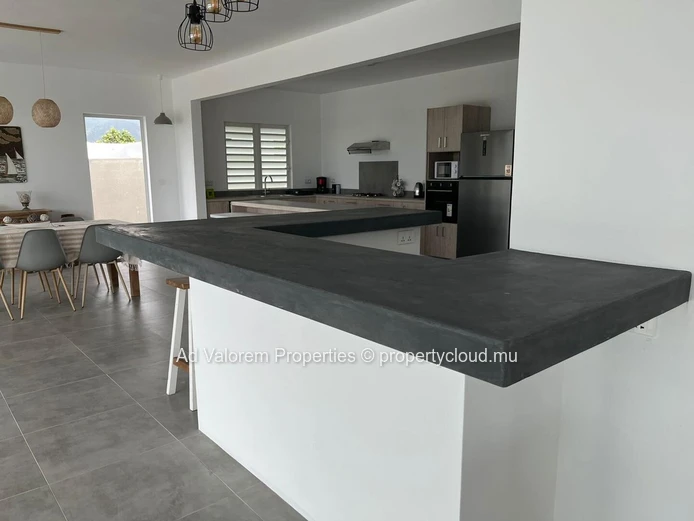 For Rent – Beautiful House in Rivière Noire