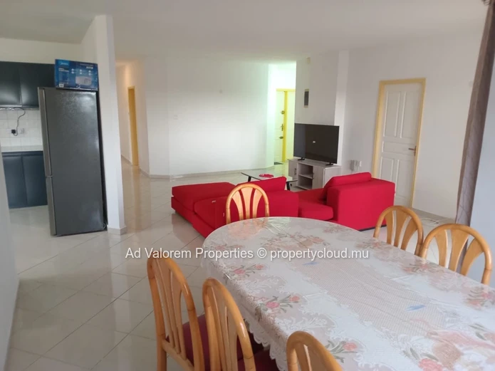 Spacious 3 Bedroom Apartment in the Heart of Quatre Bornes with Modern Living Spaces