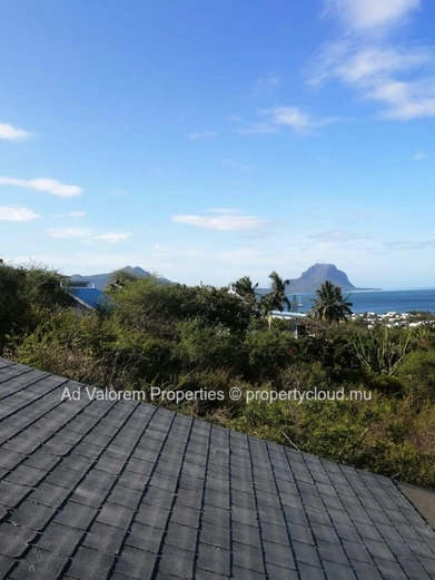 House for Sale - Carlos