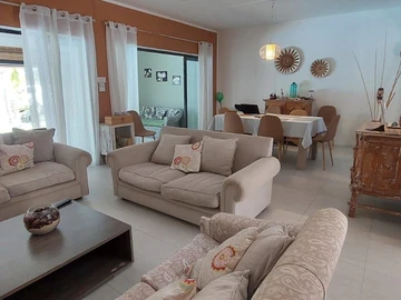 2 Bedroom Townhouse, Duplex