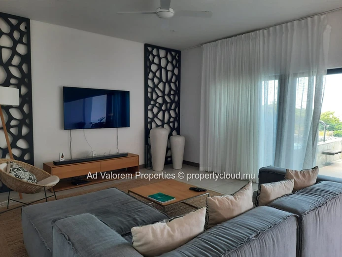 Beachfront Penthouse for sale in Black River 