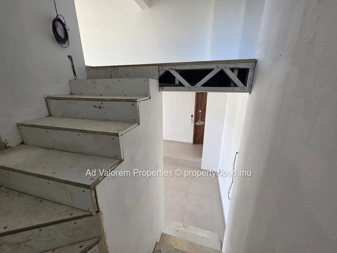 For Sale – 3-Bedroom Apartment in Albion