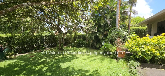 Cosy Yet Spacious Family Home – Floreal