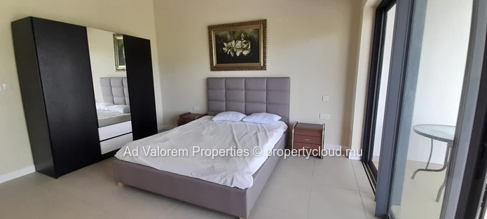 Stylish Duplex in Floreal