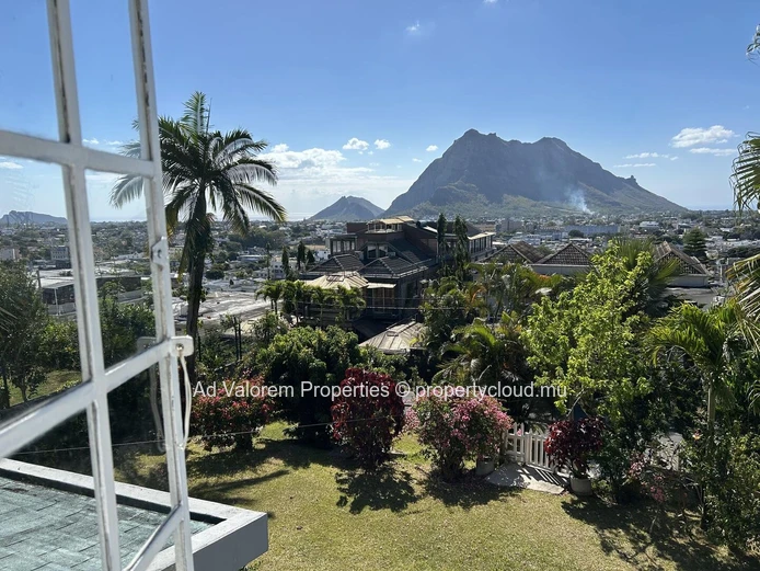 Creole-Style House for Sale in Sodnac