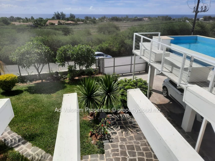 House for sale in Tamarin