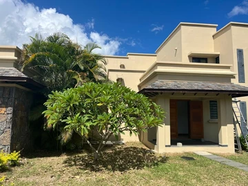 5 Bedroom Villa