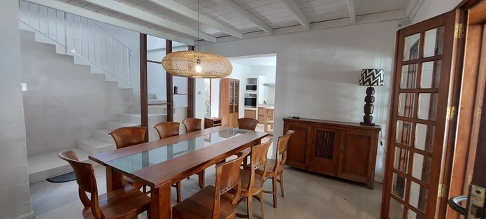4 bedroom house in Pointe aux Canonniers