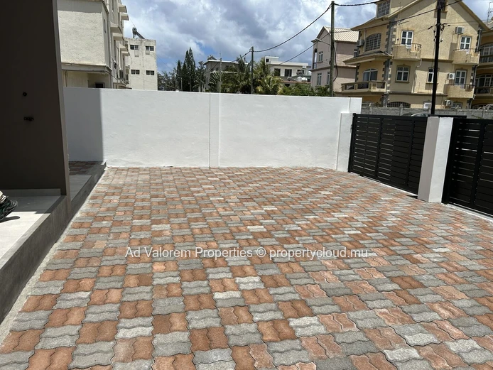 Studio for Rent – Flic en Flac