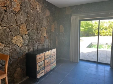 5 Bedroom Villa